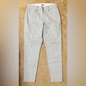 Maurices Pinstripe Pull On Pants Size Medium Long Pockets in Front